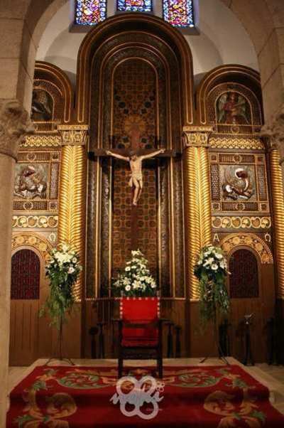 ALTAR IGLESIA DE SAN JULIAN DE SOMIO GIJON