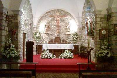 ALTAR IGLESIA DE SAN PEDRO DE BERNUECES, CASTIELLO,GIJON