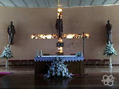 ALTAR IGLESIA SAN VICENTE DE PAUL,GIJON