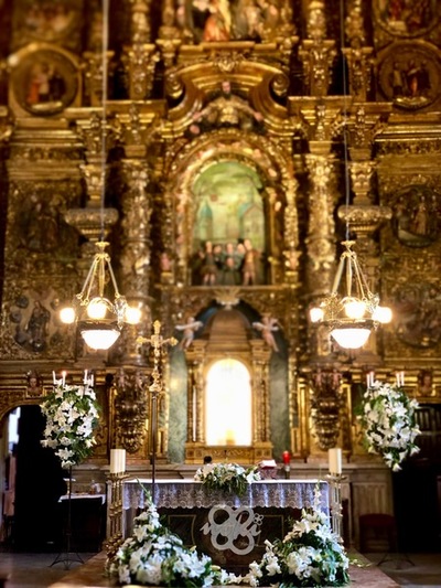 ALTAR IGLESIA DE SANTA MARIA DE LUANCO