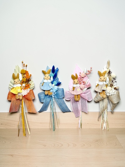       PALMAS DE FLOR SECA Y PRESERVADA MODELO CONEJITA